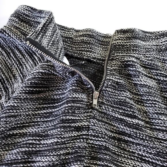 H&M | Marled High Waist Back Zipper Soft Skater Skirt - Picture 4 of 5